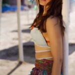 Khushali Kumar Instagram - #WeekendVibes #SummerTime #BeachWaves ☀️👒🕶️🏖️