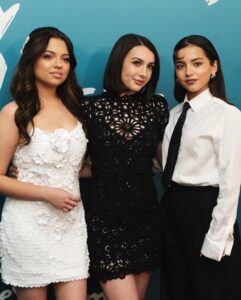 Isabela Merced Instagram - so locked in we don’t even have to plan our coordination
📷 : @_miazaki_
