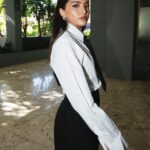 Isabela Merced Instagram - Solos from last night’s premiere of Turtles All the Way Down!! The hype just keeps on expanding, as does my love for this project… thank you @treatmyocd ♥️ 

Photographer: @_miazaki_ 
Designer: @dior 
Styling: @chloeandchenelle 
Styling assistant: @thejustinramirez 
Hair: @rickyfraserhair 
Makeup: @allanface 
Makeup assistant: @matthewrctaylor 
Nails: @nails_by_yoko
