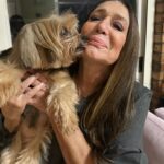 Susana Vieira Instagram - Nada melhor do que chegar em casa e ser recebida assim ❤️🥰🐶