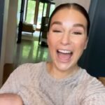 Jessie James Decker Instagram - My everyday on the glow tutorial ( when I actually put makeup on these days ) ☀️ click link in bio for the products I used ☀️