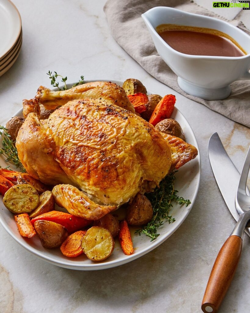 Martha Stewart Instagram - This roast chicken recipe is a classic for a reason: It’s simple, succulent, comforting, and versatile, with golden-brown crackling skin and juicy, tender meat. It’s often been said that the ultimate test of a chef (or a home cook) is their ability to make a perfect roast chicken—because simplicity is not always easy. There are many ways to make a delicious chicken ... and even more ways to make it not quite as good as it could be. Head to the link in our bio to learn Martha's tips for making the juiciest roast chicken. 📷: Grant Webster
