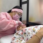 Aline Mineiro Instagram - Depois de muito tempo eu tomei coragem! 😱

Um carrossel diferenciado e cheio de vídeos pra mostrar o início do processo da remoção da pigmentação das minhas sobrancelhas com a @nataliabeauty ☺️

Não é fácil e também um pouquinho doloroso, mas vale a pena 🙌🏼
E você, também tem vontade de desfazer esse processo? Se SIM, Espero servir de inspiração ♥️