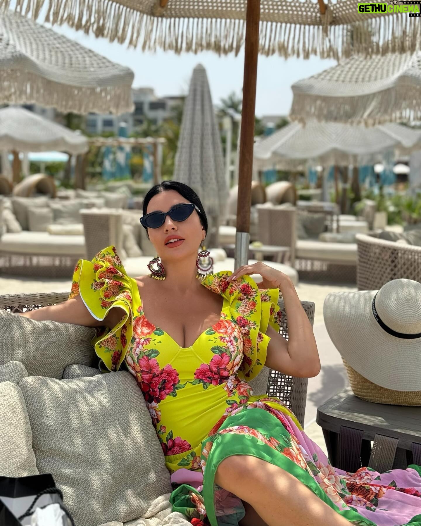 Lamitta Frangieh Instagram - Stay fresh & happy is choice..
Outfit from @vioye_us 🍋🍇
.
.
.
#swimsuit #freshstart #swimwear #lamittafrangieh #lifestyle #beautyicon #model#summervibes #dubai