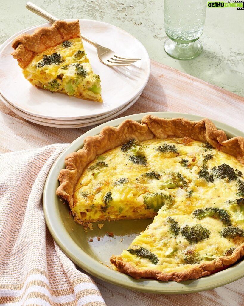 Martha Stewart Instagram - Who doesn’t love quiche? This versatile dish goes from the brunch buffet to the dinner table in a snap and is great with a leafy green salad. The flaky pastry crust and creamy custard filling make it a perfect vehicle for an array of mix-ins, like the broccoli and cheddar in this favorite rendition. In fact, we think quiche, which often features green vegetables like broccoli or spinach, is a great way to help all kinds of eaters become veggie fans. Get the recipe at the link in our bio. 📷: @brieism