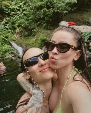 Nathalie Odzierejko Instagram - Tu me manques déjà La Réunion, merci pour les doux souvenirs 🇷🇪