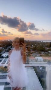 Caro Daur Instagram - hi miami 🏳️🏁