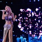 Jolin Tsai Instagram – 重慶煲 一心是來參加派對的！不是來看演唱會的
眼睛都不知道要放哪裡
一個比一個漂亮 出彩
#硬核般自得其樂的血液🩸
very proud of u 
謝謝重慶寶兩天不間斷的愛 🌶️🌶️🌶️
#喔辣辣辣
#uglybeauty2024finale重慶站