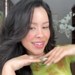 Cierra Ramirez Instagram - Fun fact of the day! It’s just as important to wear your SPF on overcast days because UVA rays can shine through clouds...that’s why me 🤝🏻 @supergoop Glowscreen are together gloom or shine! #supergooppartner