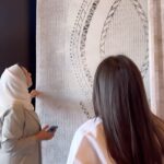 Mina Al Sheikhly Instagram - 🏠 بيت الزوجية 🏠

( الحلقة الخامسة ) 

 مرحلة البحث عن الستائر المناسبة للبيت ♥️

رحنة الى محلات @twoguysuae 

الصراحة عندهم هواية اختيارات و اقمشة حلوة للستائر  و شغلهم كلش حلو ولا غلطة ♥️ 

وبعد تعب وبحث يوم كامل  ومناقشات ومعارضات

واخيراً كدرنة نحصل  على ستائر ترهم لبيتنا و كلش بسيطة بس محليه المكان هوايه 🥰 

متحمسة كلش تشوفون نتيجة البيت الجديد بس خليكم متابعين الحلقات الجاية ♥️

#myhappymoments #minasjourney #curtain #curtainsdubai# #twoguys #homedecor