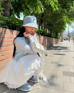 Cho Mi-yeon Instagram - ☀️💕🍀