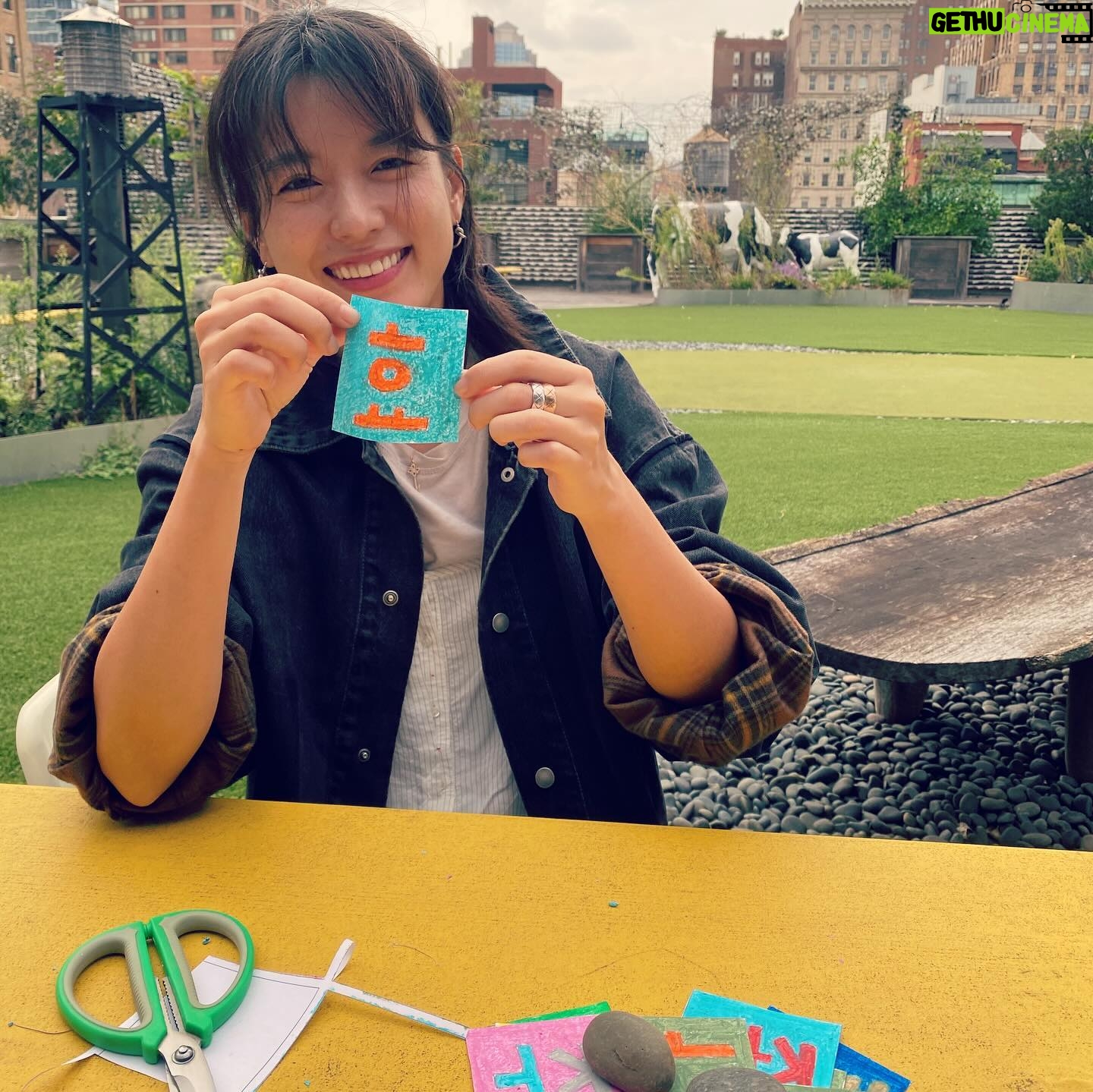 Han Hyo-joo Instagram - Make your meaningful words in HANGEUL νκΈ π€
μμ μ νλ±, νν©μ μλ―Έκ° λ΄κΈ΄ νκΈμ μ°λ¦¬ λνλ―Όκ΅μ κ°μ₯ νμ μ μΈ λ¬Ένμμ°μ
λλ€.
ππΌwww.hangeulwall.org
#HangeulWall #IkJoongKang #kccny