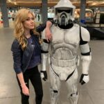 Katherine McNamara Instagram - Happy #StarWars Day! 💚💙 #Maythe4thBewithYou! 🪐🛸