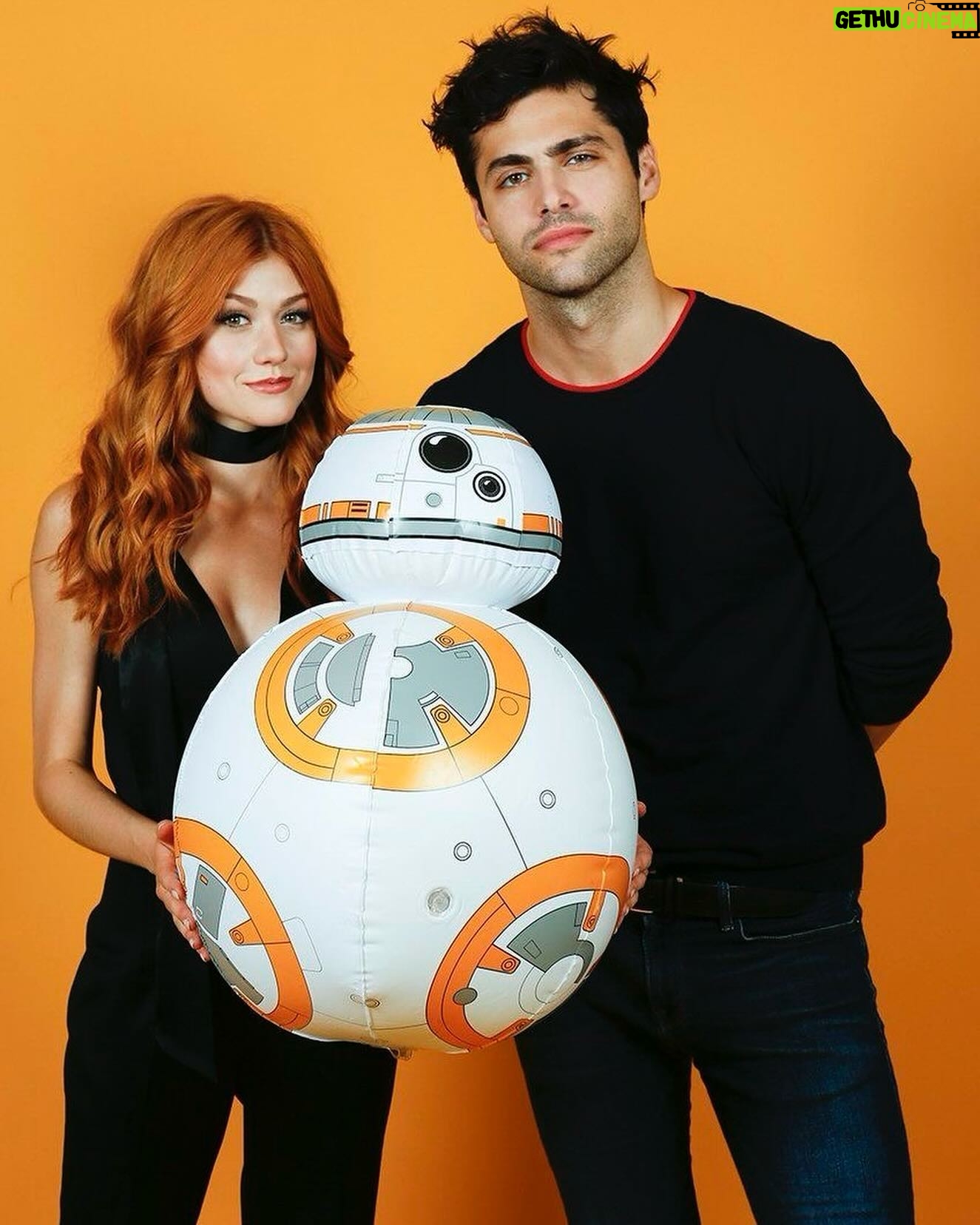 Katherine McNamara Instagram - Happy #StarWars Day! 💚💙 #Maythe4thBewithYou! 🪐🛸