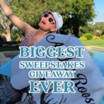 Elizabeth Banks Instagram - WANT TO WIN A TRIP TO VEGAS⁉️

We’re celebrating the countdown to Summer with our BIGGEST SWEEPSTAKES EVER! One lucky winner and a friend will win a trip to Las Vegas to enjoy a two-night stay, a private cabana by the pool and plenty of Archer Roose swag on us. Did we mention roundtrip flights and a personal video message from @elizabethbanks?! ✈️😍 What happens in Vegas, stays in Vegas…

Enter via the link in @archerroosewines bio! 
.
.
.
NO PURCHASE NECESSARY. The Splash into Summer with Archer Roose Sweepstakes is open only to legal residents of the 50 United States (and District of Columbia) who are at least twenty-one (21) years old at the time of entry. Starts on May 1, 2024 at 12:00 a.m. PT and ends on June 30, 2024 at 11:59 p.m. PT. For Official Rules, visit https://bit.ly/3v5VgRZ (https://bit.ly/3v5VgRZ). Void where prohibited. Sponsored by Archer Roose, Inc., 6 Liberty Square, #2677 Boston, MA 02109
