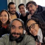 Regina Blandón Instagram - Unas del rodaje de #FirmaAquí que se estrena este JUEVES 9 de MAYO, amiwiiiiiiis. No saben qué emoción 🤩🤩.