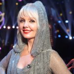 Valeriya Instagram - Уже через несколько часов раскроется главная интрига 5-го юбилейного сезона. Финал и гранд-финал. Пасхальный праздничный выпуск.  Сказать, что раскрытие финальной маски удивило— ничего не сказать. Обожаю "Маску" за такие моменты. @maskantv @ntvru @weitmedia @fkirkorov @reginatodorenko @trodriguezzz @bilanofficial @lazarevsergey 🎭🎭🎭♥️♥️♥️