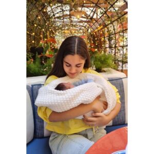 Paula Echevarría Instagram - Mis hijos ♥️

Por muchas cosas que haga en mi vida, nada se puede comparar a vosotros.. sois mi obra de arte.. os quiero que exploto! 

#DaniYMiki 
#DiaDeLaMadre