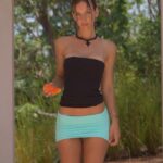 Rachel Cook Instagram – Would u like some papaya?