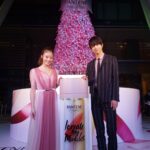 Mio Imada Instagram - パンテーン ミラクルズさんの
Xmasリボンツリーの点灯式に、
参加させていただきました🎄
2人の心拍数で色が変化する体験型ツリー☺︎
とてもステキでした♡
限定デザインもかわいいです！
ぜひ六本木ミッドタウンで
いいこと引き寄せてね☺︎
@pantene_jp_official 
#パンテーンミラクルズ
#partnershipwithPANTENE
#引き寄せトリートメント