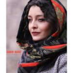 Sare Bayat Instagram - .
عاشق همديگه بودن ...
نگاه كن دختره ميخواد خودشو از بالا بندازه پايين 
بيچاره پسره چه التماسى ميكنه
.
(دیالوگی از فیلم #اتاق_تاریک هم اکنون در اکران مردمی پردیس سینمایی #مگامال)
.
#ساره_بیات ❤
#sarehbayat #sareh_bayat