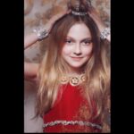 Dakota Fanning Instagram - KARL. I was lucky to have spent time with him, to have been photographed by him. The second and third photos he took of me at different stages of my life. He was a genius and truly one of a kind. RIP KARL ❤️