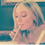 Dakota Fanning Instagram - ✨#tbt to sippin and sparklin✨ 📸: @chloerosey