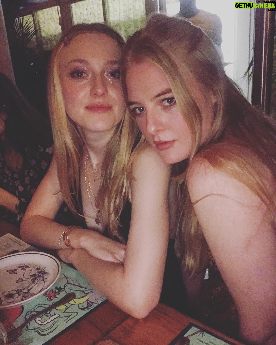 Dakota Fanning Instagram - HAPPY BIRTHDAY @imogen_ker ! You deserve it all today and every day, I love you so.