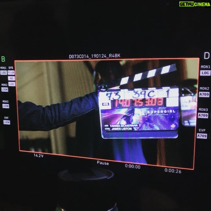 Melissa Benoist Instagram - This was not from the episode @davidharewood directed, but our amateur Fosse choreo exhibits the joy I feel working with him. So proud of my amazing friend and how effortlessly he puts on different artist hats ♥️♥️