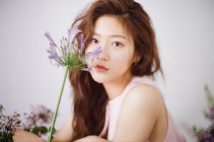 Kim Sae-ron Instagram - 좋은 사람과 편하고 즐거웠던:)
Photo by.리에🐰