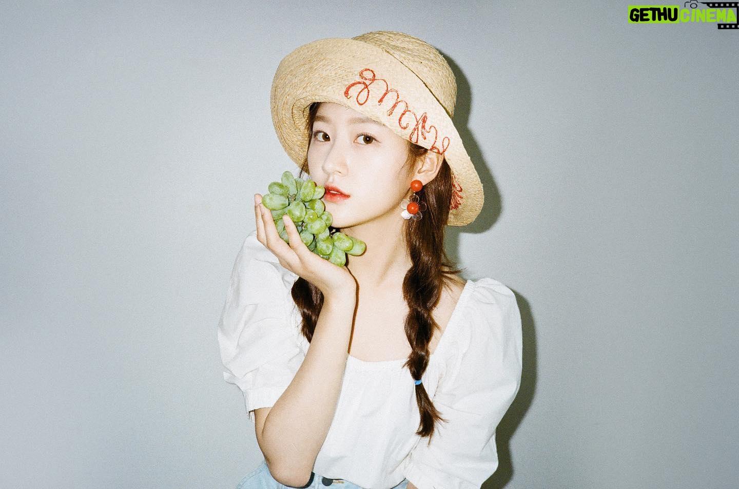 Kim Sae-ron - 192.1K Likes - 좋은 사람과 편하고 즐거웠던:)
Photo by.리에🐰