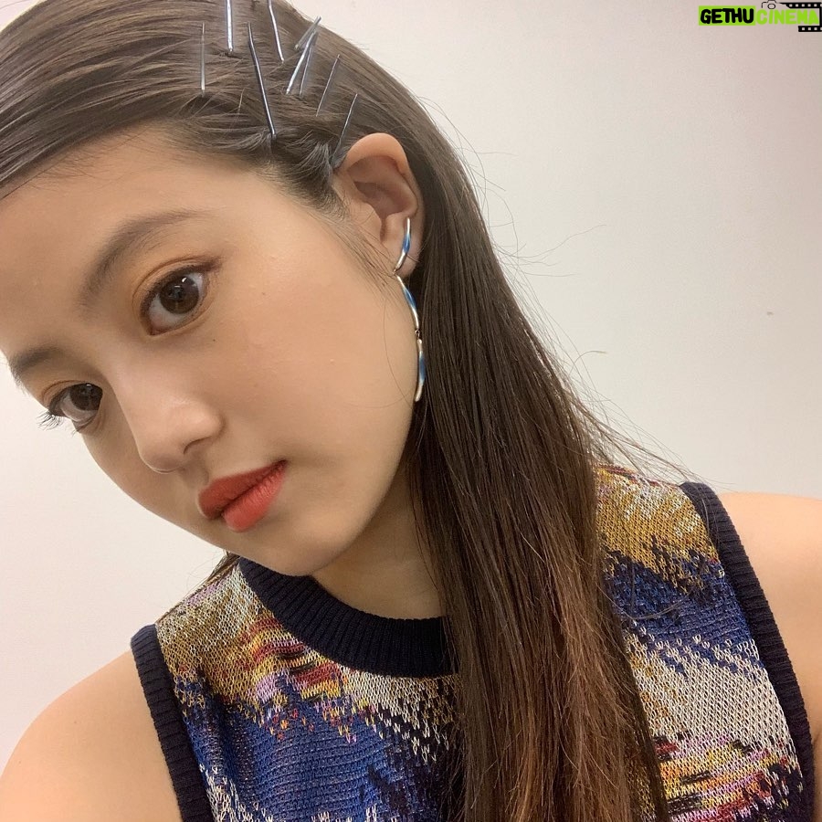 Mio Imada Instagram - お渡し会ありがとうございました🌻
うふふふ嬉しかったナ。
髪型2つシタンダ❤︎
来てくださったみなさま、
本当にありがとうございました。