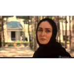 Elham Hamidi Instagram - 🎥
🌺 امروز، روز سینما ست 🌺
سینما، یکی از بزرگترین قدرت های فرهنگ سازی در دنیا محسوب میشه که تاثیر کوچکترین نمای ظاهر شده بر اون رو میشه به سرعت بین مردم کوچه و بازار دید
.
.
❇ طراحی لباس با در نظر گرفتن هویت فرهنگی و واقعیت های روزمره جامعه یکی از عواملی هست که از طریق سینما میتونه به عنوان یه تریبون بین المللی به نمایش گذاشته شه ...
❇ یا حتی اصطلاحات و گفتار در یک فیلم سینمایی یا تلویزیونی رو در زندگی و اجتماع ببینیم !!
.
.
🔸 به نظر شما سینمای ما چقدر در این فرهنگ سازی تاثیرگذار بوده ؟
🔸 فیلم های تاثیرگذار زندگیتون چی بودن ؟
👈 یکی از بهترین فیلم هایی که دیدین رو برامون بنویسید
.
.
#الهام_حمیدی #روزسینما #روز_سینما #elhamhamidi #فیلم_محیا #فیلم_سینمایی