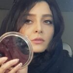 Sare Bayat Instagram - سلام،
آدینه به خیر. 
گریم و عکس از عاطفه تهرانی عزیزم🌹
