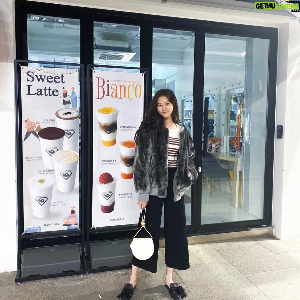 Kim Sae-ron - 197.5K Likes - ☕️