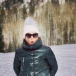 Jessica Capshaw Instagram - There’s snow place like home for the Holidays... ❄️ 🎿 ❄️