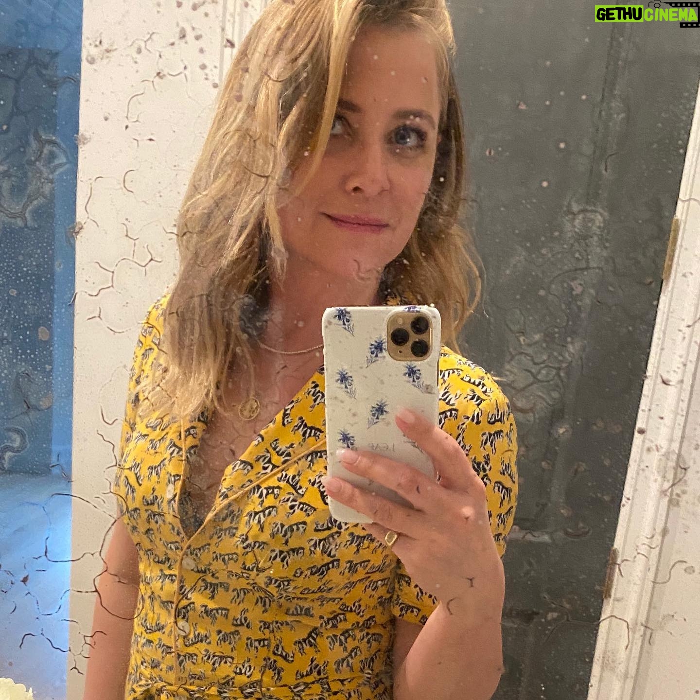 Jessica Capshaw Instagram - Iām not gonna lie...I kind of had a good hair day and I thought I should document and share? š¤·š¼āāļøšš¼āāļøš