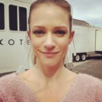 A.J. Cook Instagram - LAST CHANCE. 💕💕💕 #criminalminds #charity #helpingothers #love #payitforward @omazeworld #linkinmybio @aishatyler
