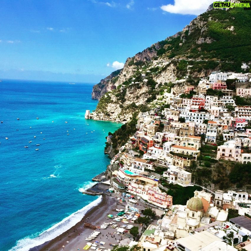 A.J. Cook Instagram - This place is magical. 💫🇮🇹 #positano #tuttiamorefoshodo @nathanandy