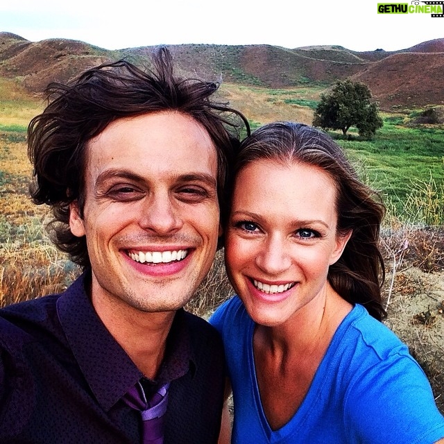 A.J. Cook Instagram - The Gube and I trying to stay cool on set. Unfortunately, even the breeze was warm.
