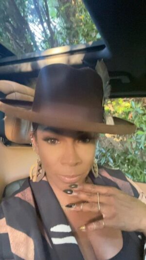 A.J. Johnson Instagram - Ooooooweee!!!!😳 Y’ALL!!!!

This #DOWNLOAD???? 😮😮

We are making it hard on ourselves by hiding😵‍💫😮😳

We are divinely built to stand OUT… but we’re choosing to be  safe which leads to our suffering😳🤦🏾‍♀️

We are following a path that is NOT designed for our provision or purpose…it’s just popular!😮😮😮

THIS week… move think BE the lower that is God within you!! Walk in God confidence so you can stop hiding among the average and mediocre’ Amen?!! 🖤🤍AJ Akua

#soul filled #Sunday
#wisdom
#standout
#confidence
#provision 
#safe
#purpose