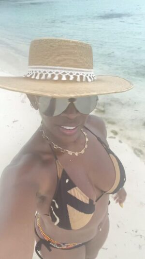 A.J. Johnson Instagram - From Ghana 1 day to Turks & Caicos the next…😝🙌🏾🇬🇭🇹🇨
Excited and honored  to celebrate 25 years of marriage with a private #couplesretreat for my amazing sis @tiffanie_ro ☺️🙌🏾🙏🏾❤️😘😘

and so the elevation begins…. with my isolation☺️🙏🏾 

#silvergoingfortheGOLD
#turksandcaicos 
#happyanniversary
#couplegoals 
#retreat
#isolation 
#elevation
#awomanwithglobaloptions