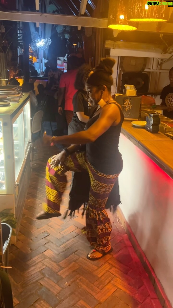 A.J. Johnson Instagram - FROM NJ TO GHANA!!!😮🤯 Growing up in NJ... my family would put on my favorite song and we'd danced together on Christmas... now my family @bellaafrik_restaurant Ghana did the same!!!! 😝🙌🏾🇬🇭🤣🤣 There's Ghana... then there's MY Ghana 😝☺️🙏🏾 We send you all this love- this joy - this spirit of Christmas from the soul and the soil ❤️🖤💚😘🎄 Lets go @tylericu 💃🏾😝🙌🏾
