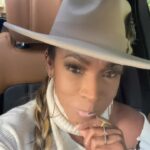 A.J. Johnson Instagram - Happy Sunday y’all!!!🥰 Download time!!!😮 SELF DOUBT IS NOT CREATED BY GOD!!!!🤷🏽‍♀️ Whatever.. whomever brought it to you,..YOU have the power to heal from it!! The key is whatever made you doubt yourself… forgive YOURSELF for believing it as truth! Oooweeee!!! YOU ARE ON PURPOSE. WITH PURPOSE. FOR A PURPOSE. replace your doubt with THAT!! AMENNNN? 🖤🤍AJ AKUA #Soul filled #Sunday #elevation #forgiveness