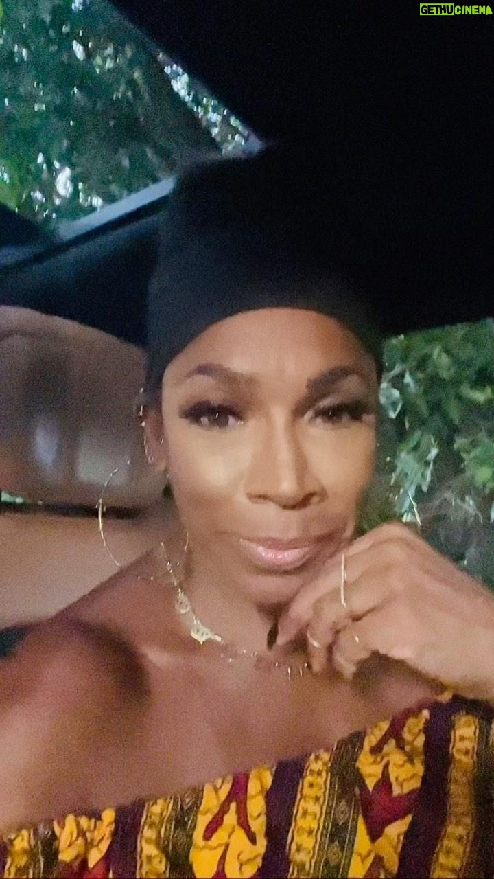 A.J. Johnson Instagram - 1 word for this #download??? PURPOSE. If you realize that YOU are ON purpose WITH a purpose… THAT is the beginning of living IN purpose! You are NOT defined by your misteps or mistakes- ALL of it leads to purpose. Follow???🤷🏽♀️ THIS week… walk- talk- BE YOU.. your full self and THAT is your purpose!! Amen? 🖤🤍AJ AKUA