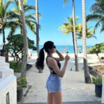 Aadhya Anand Instagram - Hot girl summer🌴 @shangrilamauritius . . . . #aadhyaanand #aadhya_anand #mauritius #mauritiusisland #africa #beachvacation #mumbai #holiday