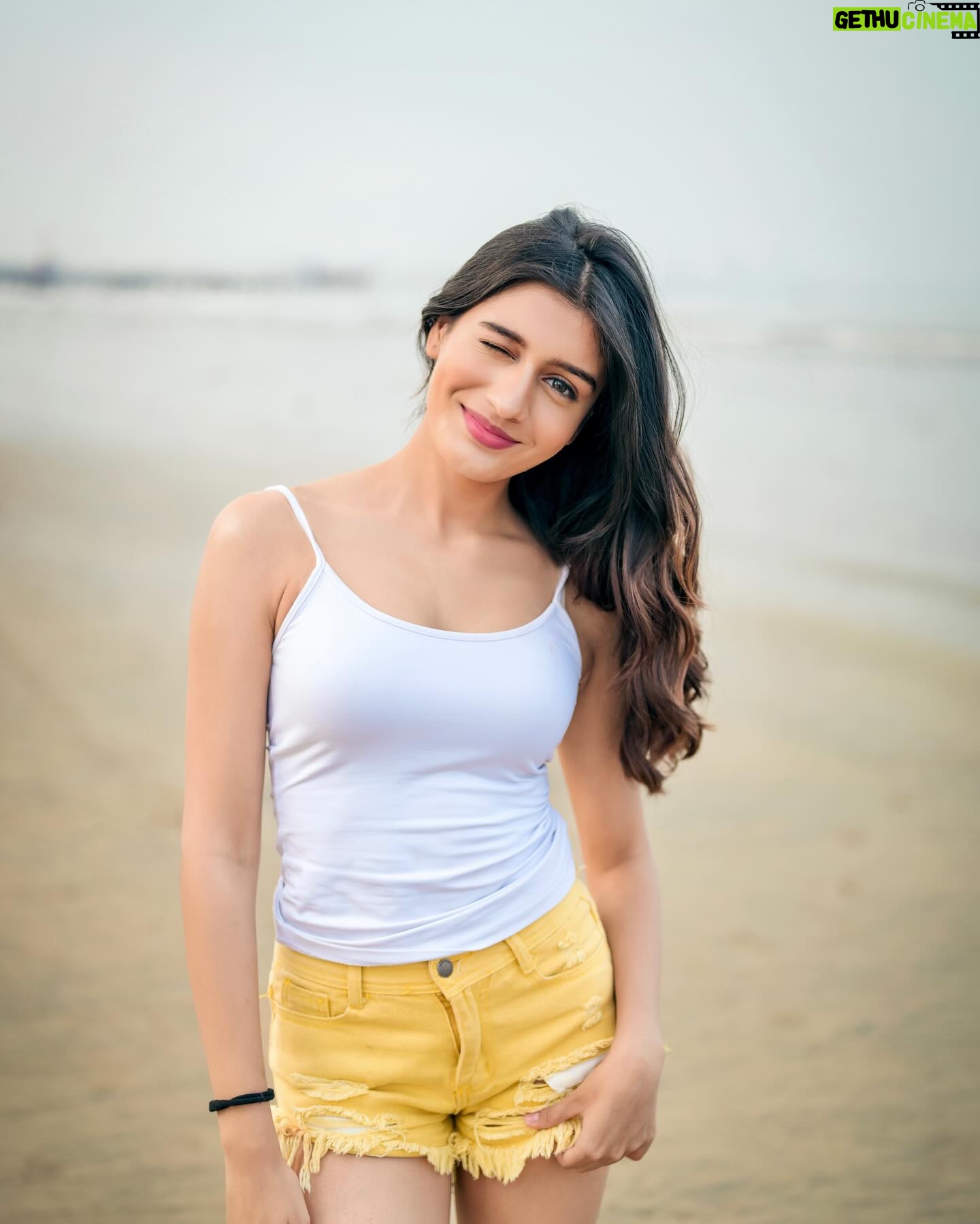 Aadhya Anand Instagram - You’re the only one I sea⛱️🥥 Photography - @deepak_das_photography Makeup - @makeup_by_nainaa Hair - @sunitasingh755 Edited by - @omkarnaik__ #aadhyaanand #aadhya_anand #beachvibes #indianphotography