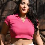 Aanchal Munjal Instagram – After thunderstorms, we often value the magic of sunlight.. 🫰🏻🌟