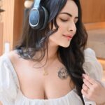 Aanchal Munjal Instagram - Can I be your DJ ?! 👀👅 Shot by @khiladii_bhaiyaa Shot at @craycraftmumbai