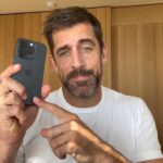 Aaron Rodgers Instagram - Verizon doing cool things… “well-loved” iPhone 4 ✅ complete with Super Bowl memories ✅ eligible for trade-in for a new iPhone 15 Pro with titanium on Verizon’s great network ✅Now that’s what I’m talking about.   Trade in ANY iPhone, ANY model, in ANY condition and get the new iPhone 15 Pro with titanium, when you sign up for the Unlimited Ultimate plan and get it on a great network. It’s happening now *only* on Verizon.  👉Find out more at link below. $999.99 (128 GB only) device payment or full retail purchase w/new smartphone line on Unlimited Ultimate plan req’d. Less $1,000 trade-in/promo credit applied over 36 mos.; promo credit ends if eligibility req’s are no longer met; 0% APR. Excludes phones with activation lock turned on, unidentifiable device model or on Lost/Stolen list.  Link: https://www.verizon.com/smartphones/apple-iphone-15-pro/